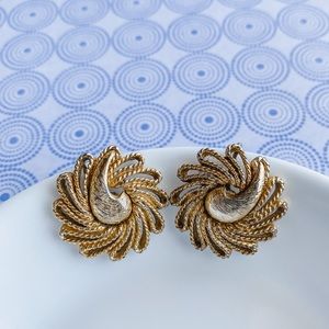 Vintage Gold Braid Spiral Clip Earrings